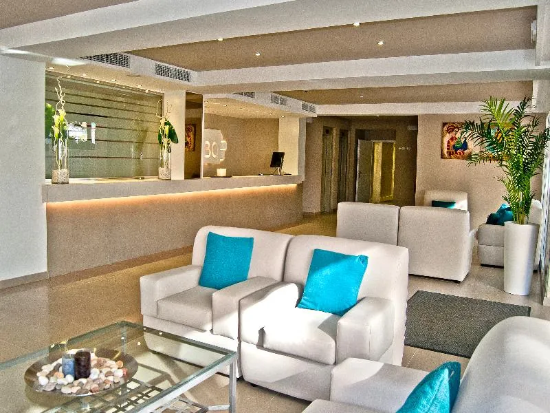 Lobby, BQ Apolo, Majorca