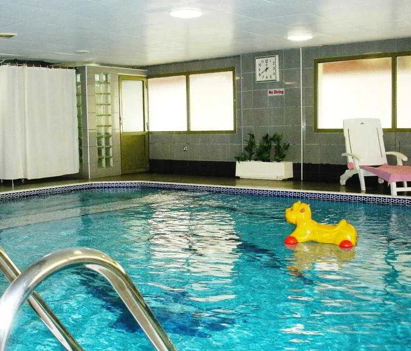 Pool, Al Shams Plaza Hotel Apartments, Dubai