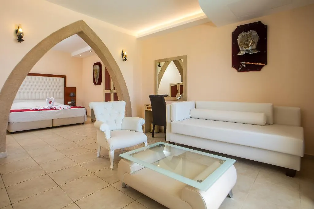 Room, Castello di Cavaliere Suites, Rhodes