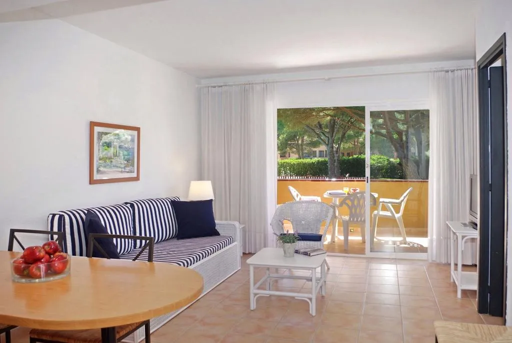 APARTMENT CAPACITY 2 ONE BEDROOM Room, Apartaments Golf By La Costa Resort, Costa Brava