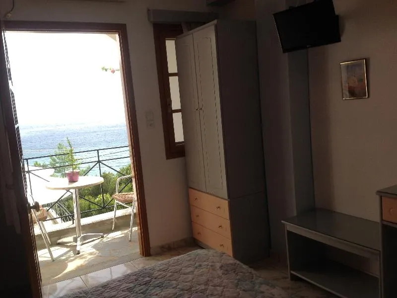 Double or Twin SEA VIEW Room, Travlos Studios, Kalamata