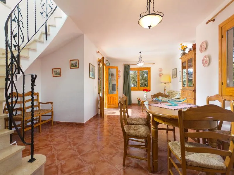 Lobby, Oliveres I - Ii, Menorca