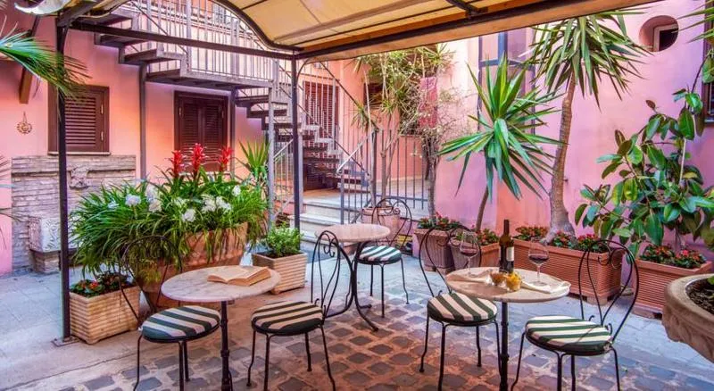 Terrace, Hotel Sole Roma, Rome