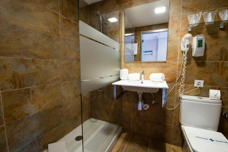 TWIN CAPACITY 3 Room, Helios Hotel, Majorca