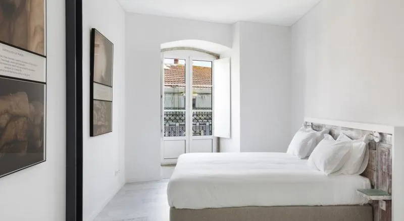 Room, Hello Lisbon Bairro Alto Apartments, Lisbon