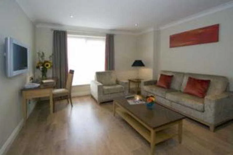 Room, Premier Suites Dublin, Dublin