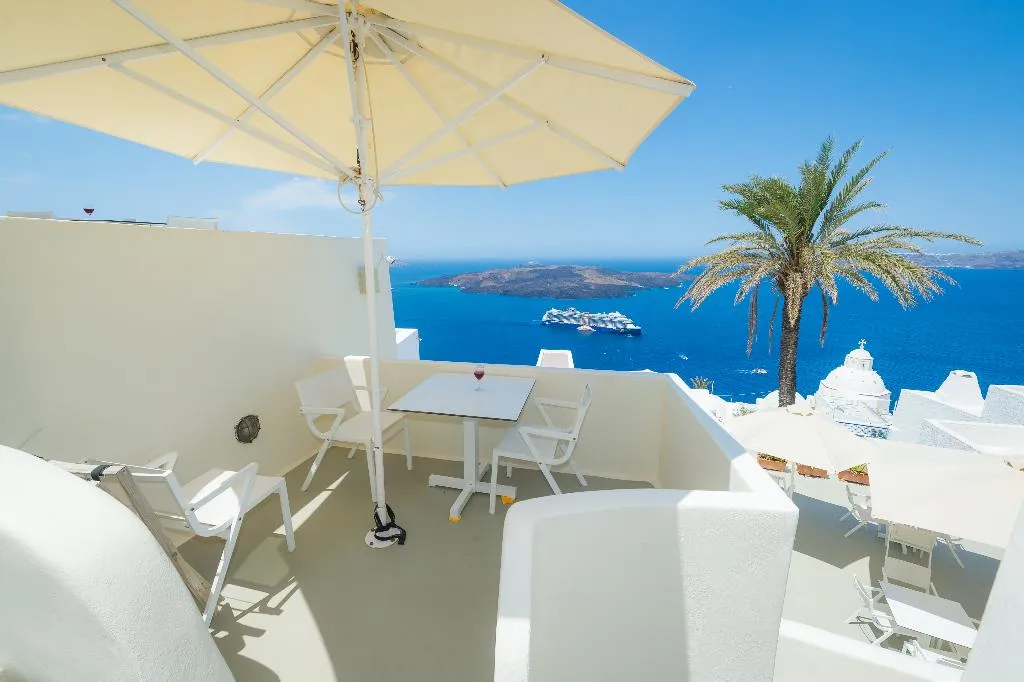 SUITE STANDARD Room, Pantelia Suites, Santorini
