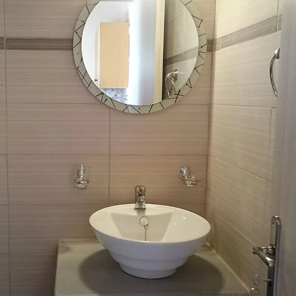 Room, Evans Studios, Zante