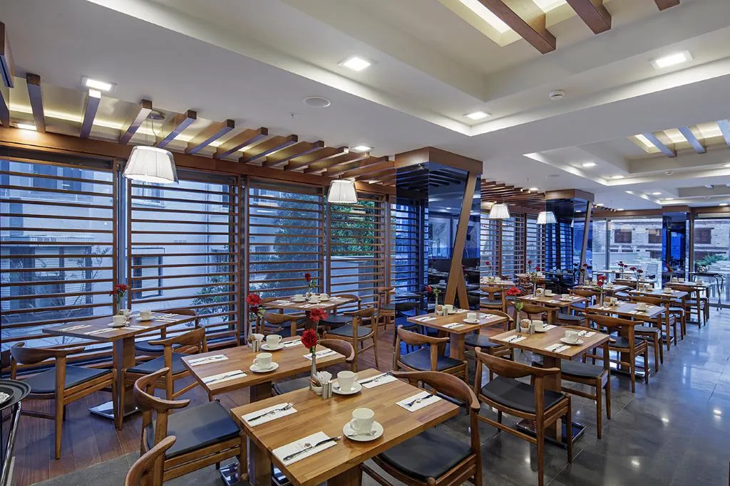 Restaurant, DoubleTree by Hilton Kusadasi, Izmir