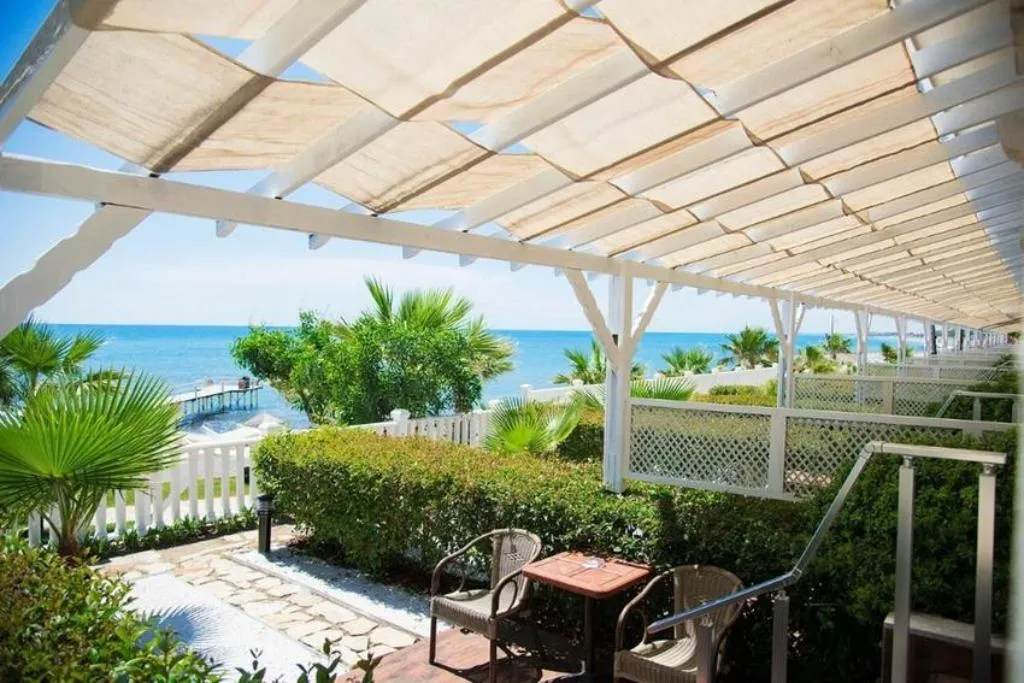 DOUBLE SINGLE USE DELUXE SUPERIOR Room, Flora Garden Beach Side, Antalya