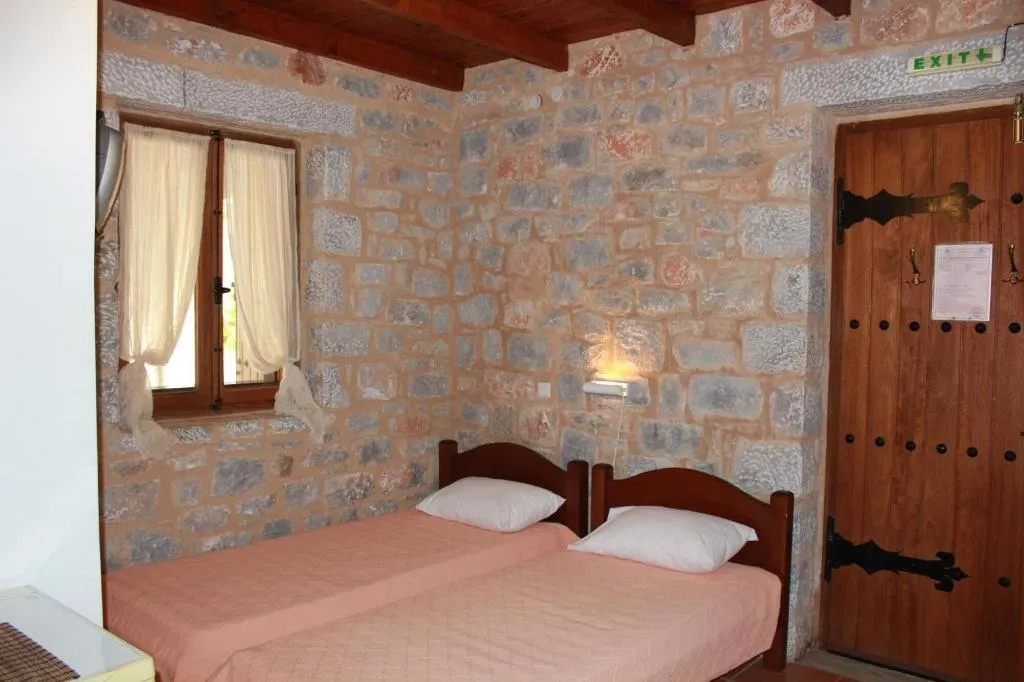 Room, Lalloudes Hotel Mani, Kalamata