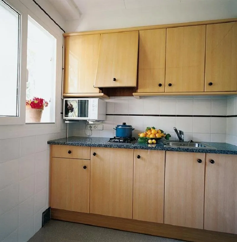 APARTMENT CAPACITY 4 Room, Albamar, Costa Brava