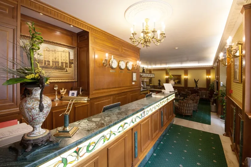 Lobby, Grand hotel London, Varna