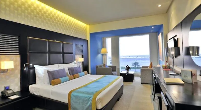 Room, Hues Boutique, Dubai