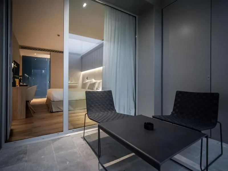 DOUBLE WITH TERRACE Room, Hotel Sorli Emocions, Barcelona