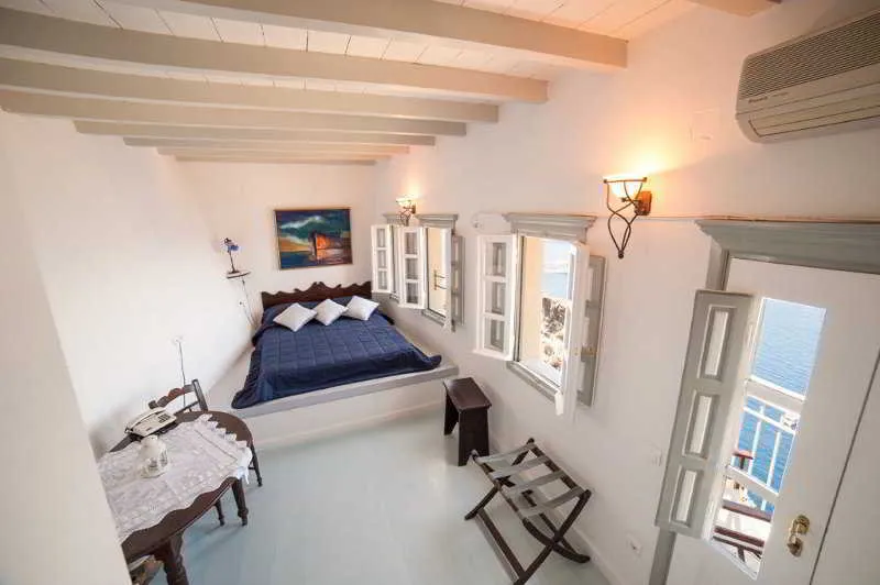 Room, Cori Rigas Suites, Santorini