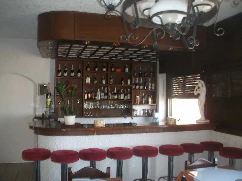 Bar, Efi, Crete