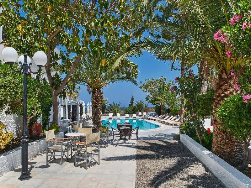 Pool, Makarios, Santorini