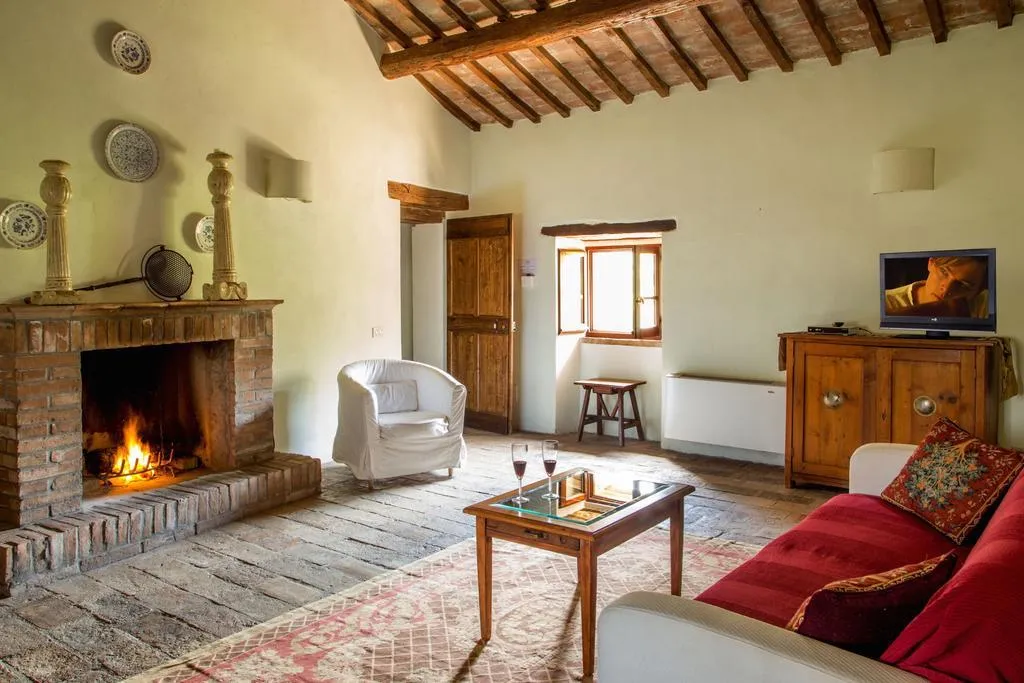 SUITE CAPACITY 4 Room, Castello Valenzino, Perugia