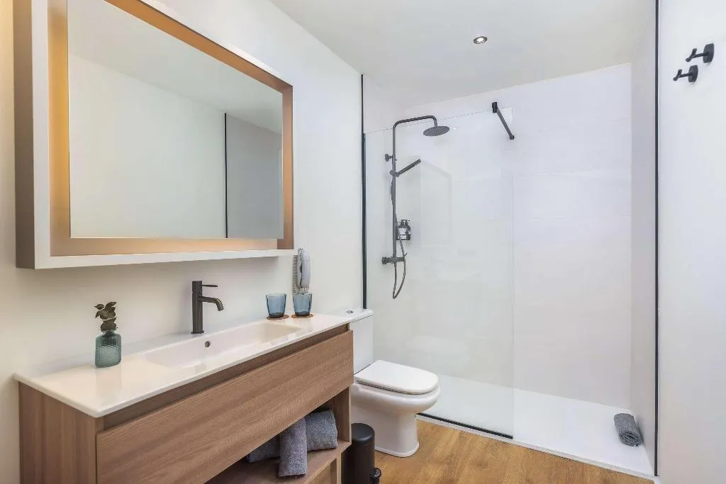 QUADRUPLE STANDARD Room, Innside Valencia Oceanic, Valencia