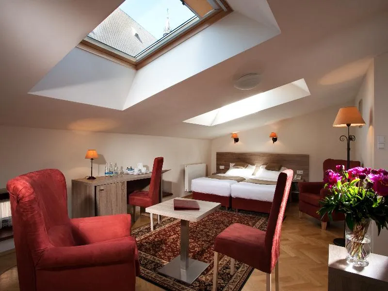 Double or Twin STANDARD Room, Hotel Santi, Krakow