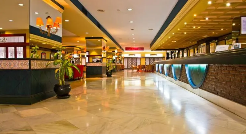 Lobby, Las Palmeras, Costa Del Sol