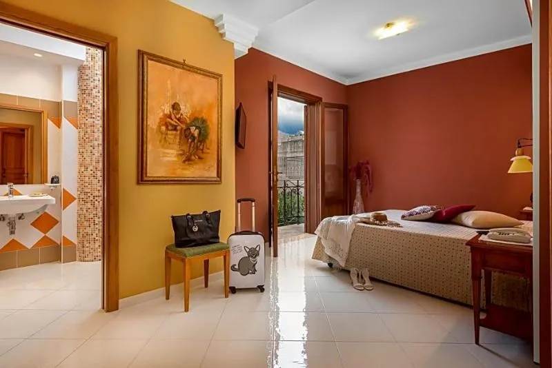 Room, Hotel Sicilya, Palermo