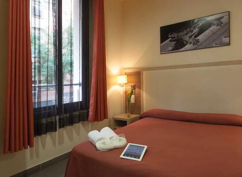 DOUBLE SINGLE USE STANDARD Room, Residencia Erasmus Gracia, Barcelona