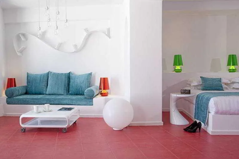 Room, Avant Garde Suites, Santorini