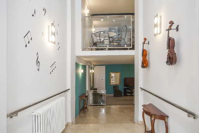 Lobby, Casual de la Música Valencia, Valencia
