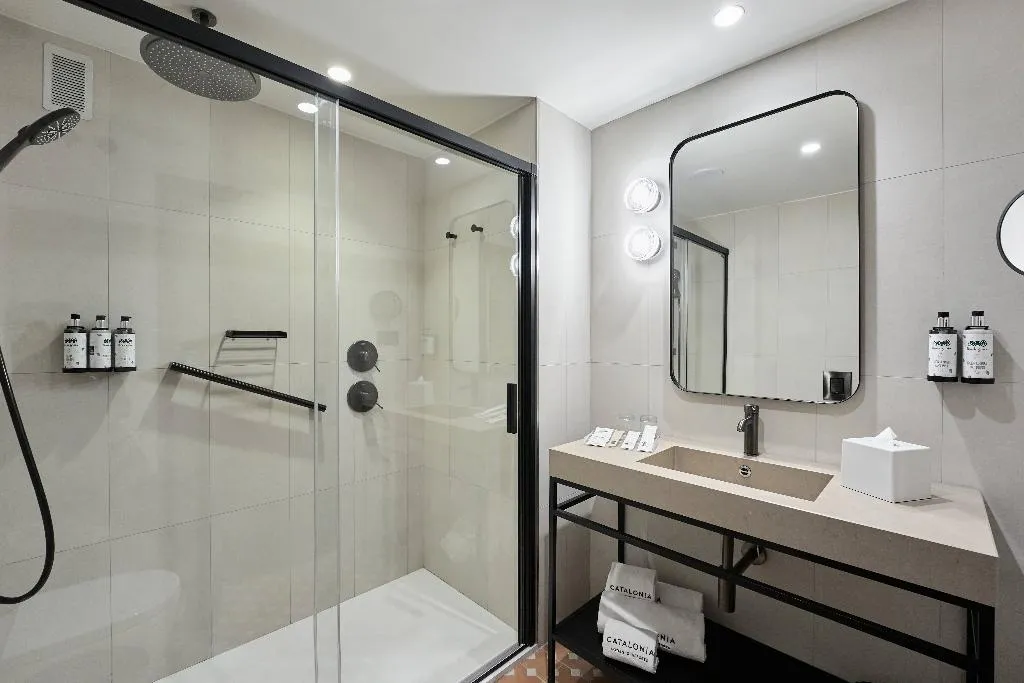 Double or Twin PREMIUM Room, Catalonia Barcelona Beach, Barcelona