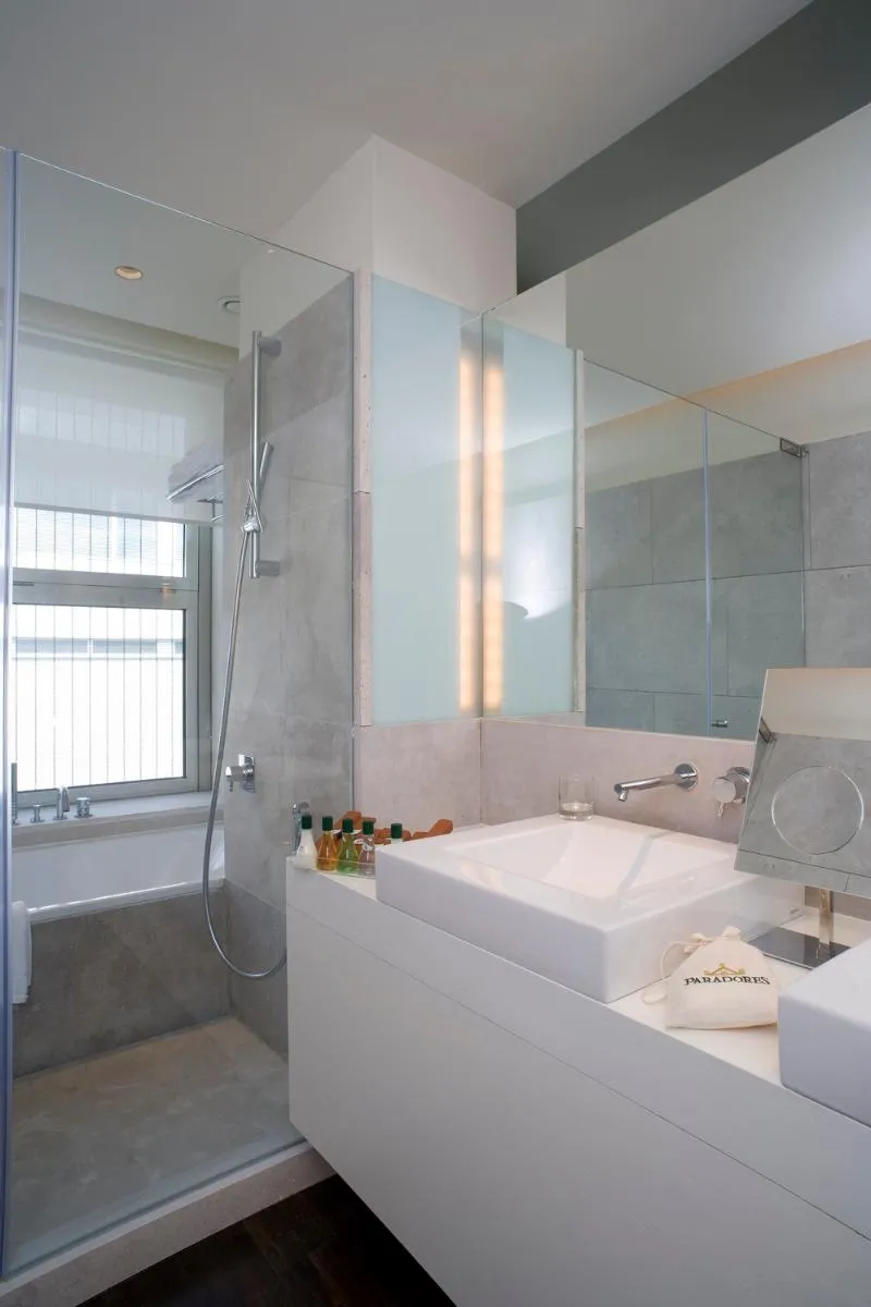 DOUBLE Accessible Room, Parador de Alcala de Henares, Madrid