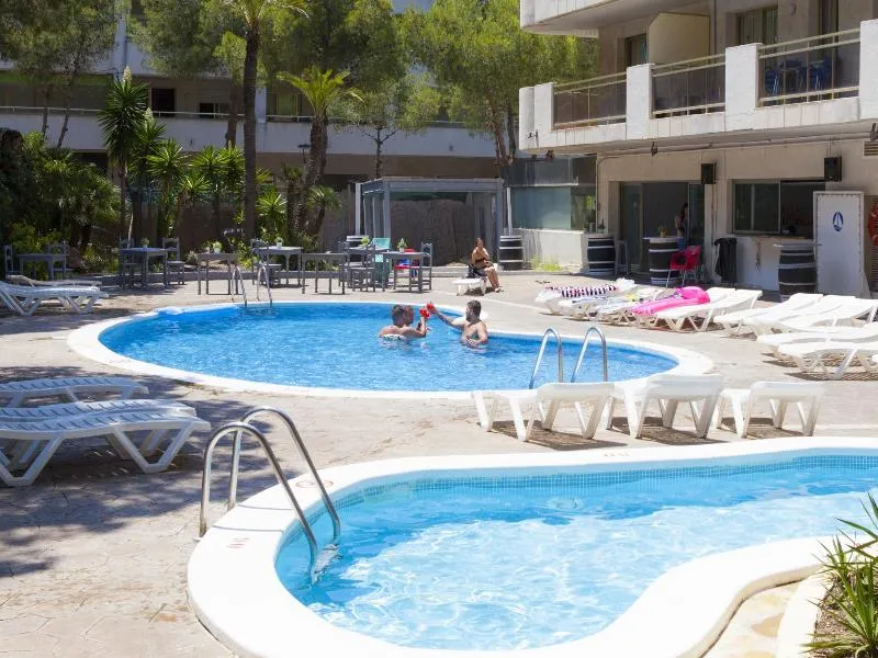 Pool, Mediterranean Suite, Costa Dorada