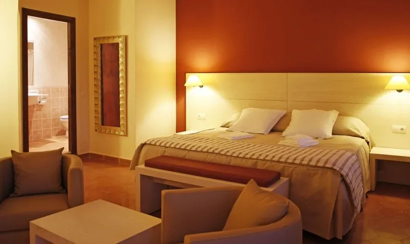Room, Santuari de Cura, Majorca