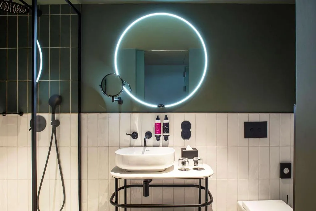 Room, Se Catedral Hotel Porto, Tapestry Collection by Hi, Porto