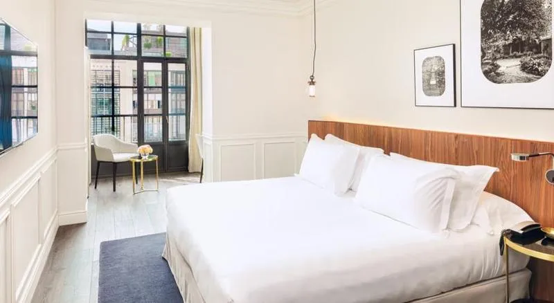 DOUBLE DELUXE GARDEN VIEW Room, H10 Casa Mimosa, Barcelona