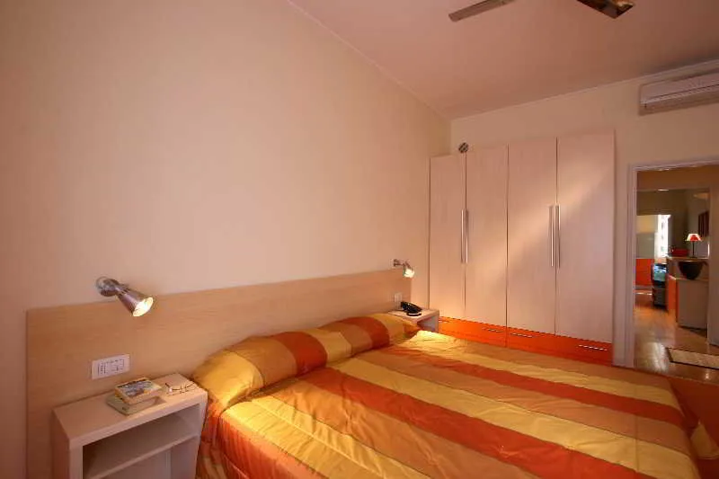 Room, Residence Pian della Nave, Milan