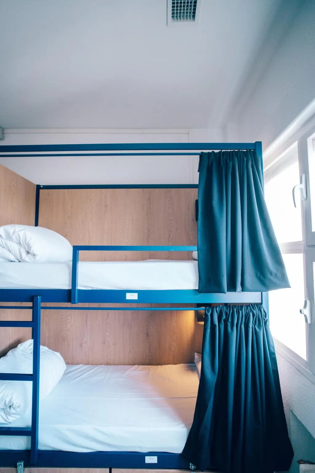 Bed in dormitory WITH SHARED BATHROOM Room, MadVibes Hostel Gran Vía, Madrid