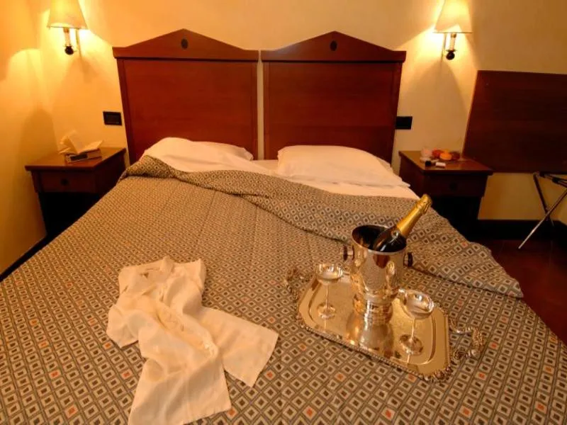 DOUBLE STANDARD Room, Malaspina, Florence