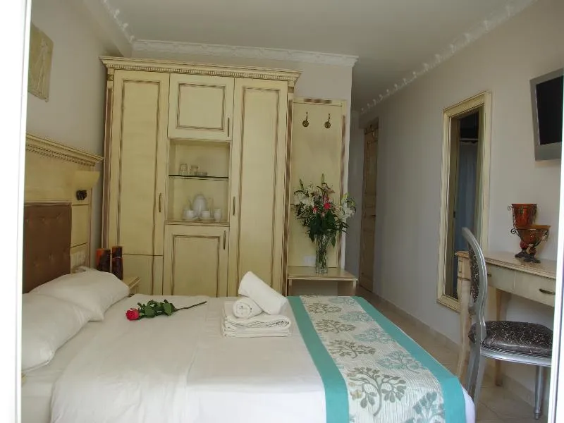 Room, Parthenon Art Hotel, Thessaloniki