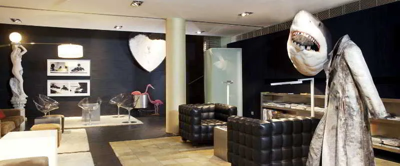 Lobby, HM Jaime III, Majorca