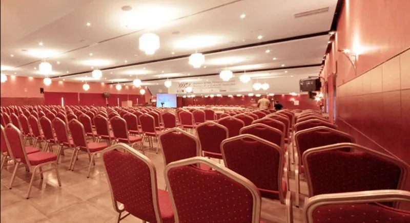 Conferences, Safari, Valencia
