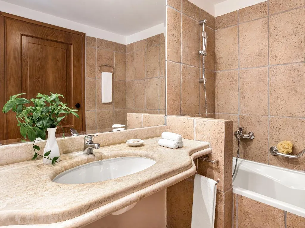 APARTMENT CAPACITY 5 Room, Grecotel Plaza Beach House, Crete