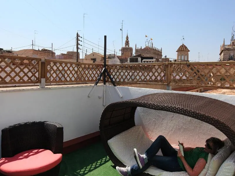 Terrace, room00 Valencia Hostel, Valencia