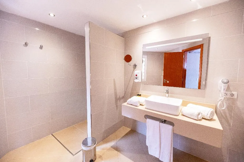 APARTMENT CAPACITY 5 TWO BEDROOMS Room, Vistasur, Tenerife