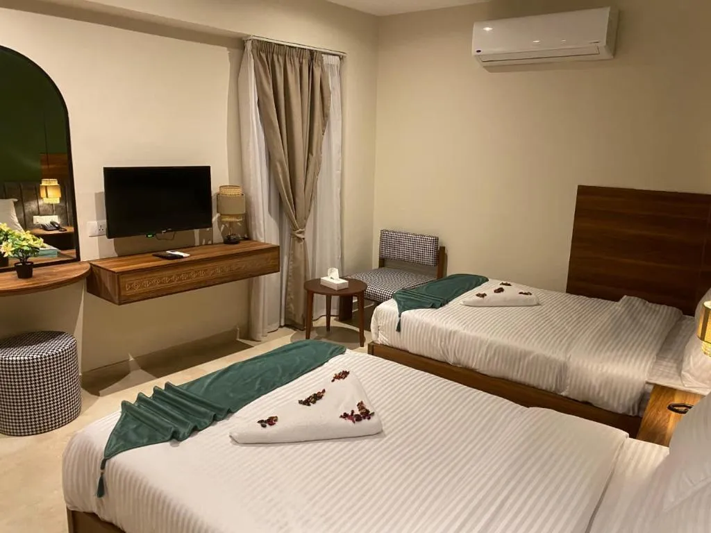 Room, The Nomad Pyramids Boutique Hotel, Cairo