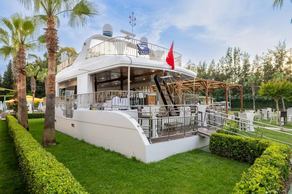 Bar, Crystal Sunset Pearl Collection, Antalya