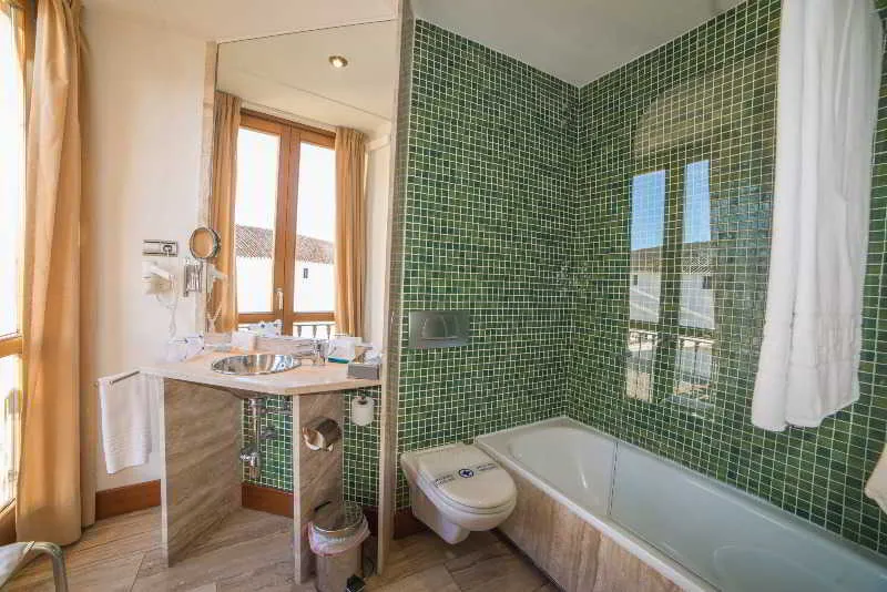 Room, Acinipo, Costa Del Sol