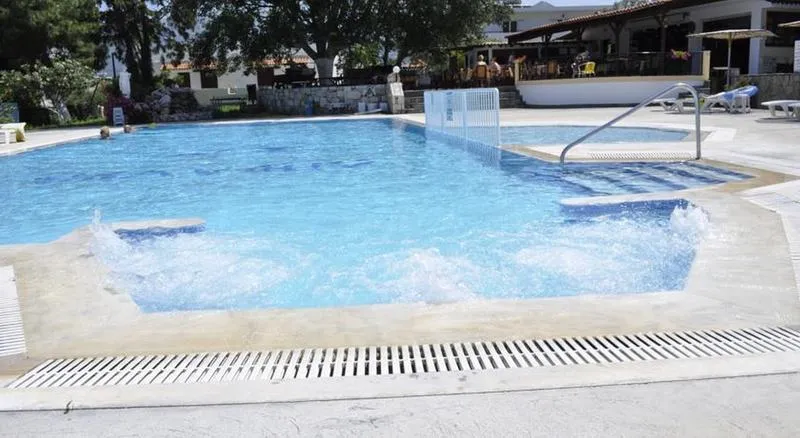 Pool, Ampavris Family Apartments, Kos