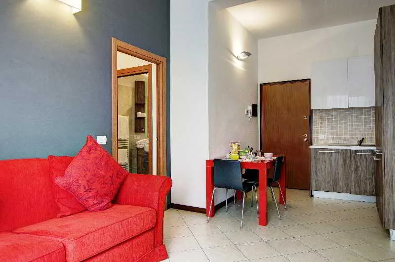 Room, Residence Cenisio, Milan
